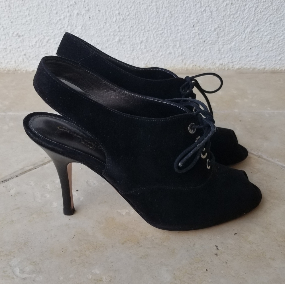 Gianvito Rossi Suede Peep Toe Lace Up Booties